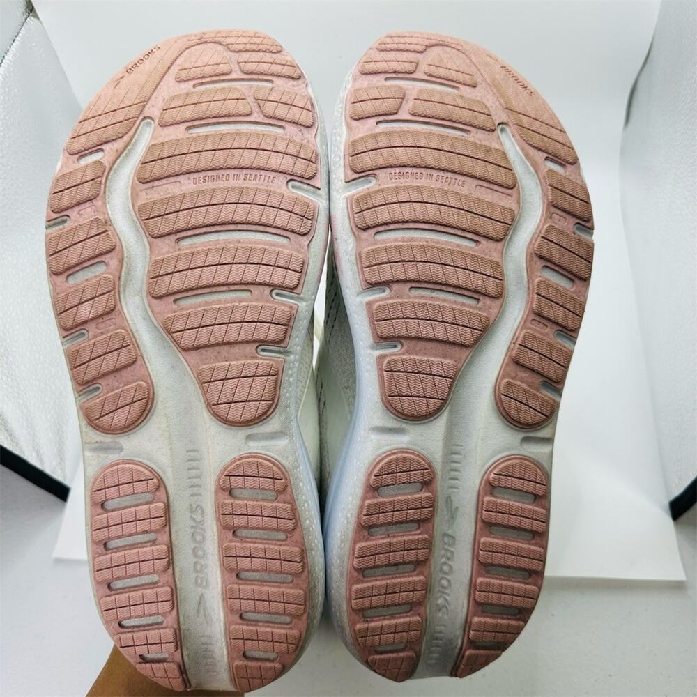 Brooks Ghost Max 2 Women's Running Walking Shoes Coconut Milk/Gray Wide Size 11 - Picture 7 of 9